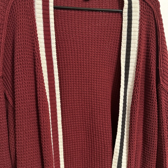 Red Cardigan Sweater with pockets - Picture 4 of 5